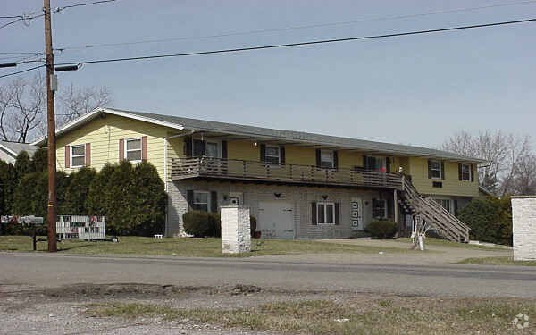 Building Photo - 903-913 Bevan St