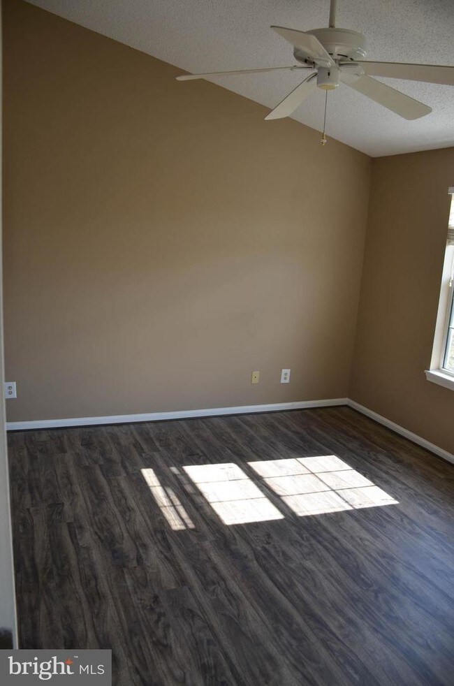 Foto del edificio - 8194 Winstead Pl