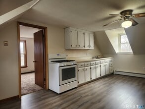 Building Photo - 9 Morrison St