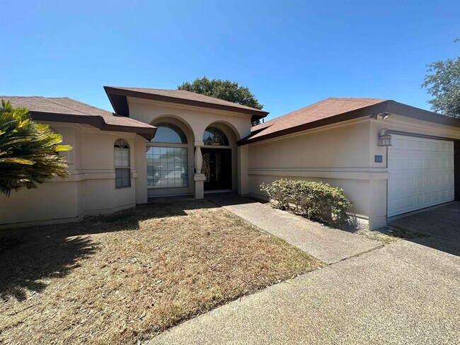 Building Photo - 1605 Orange Blossom Loop