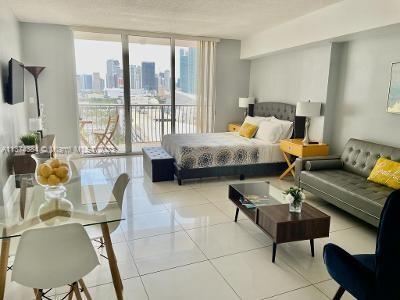Foto del edificio - 1717 N Bayshore Dr