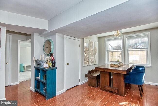 Foto del edificio - 6614 10th St