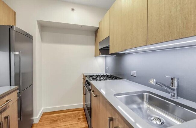 Building Photo - 1 bedroom in New York NY 10011
