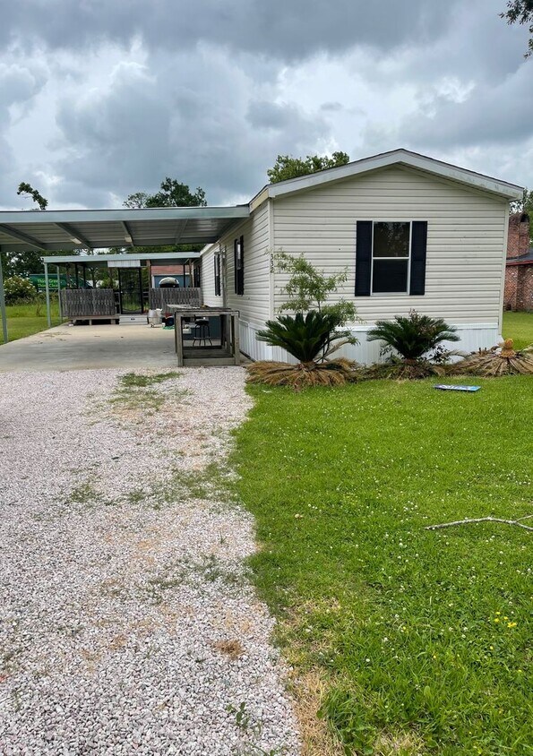 Great Mobile Home! House Rental in Lake Charles, LA