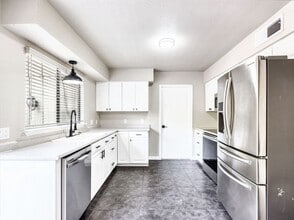 Building Photo - 5055 Fort Clark Dr
