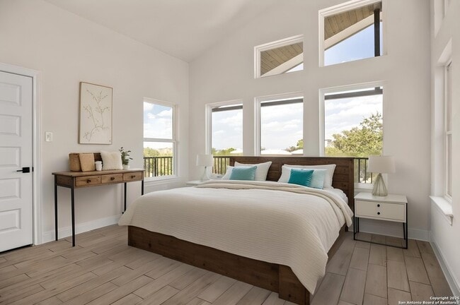 Foto del edificio - 515 Free Rein