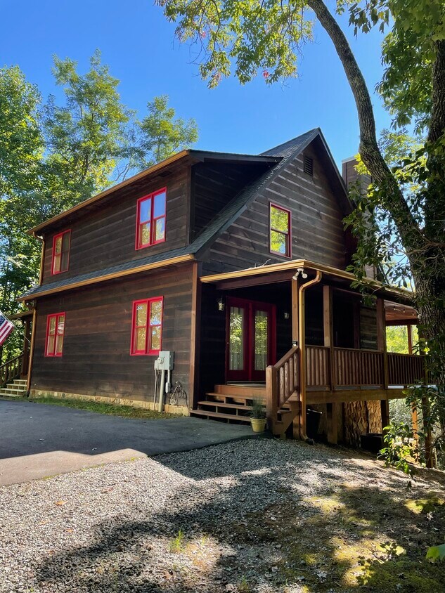 Primary Photo - 228 Tanner Rd