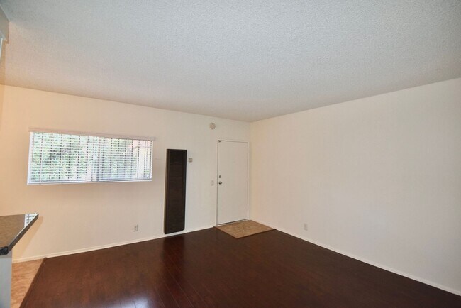 Foto del edificio - 7101 Haskell Ave