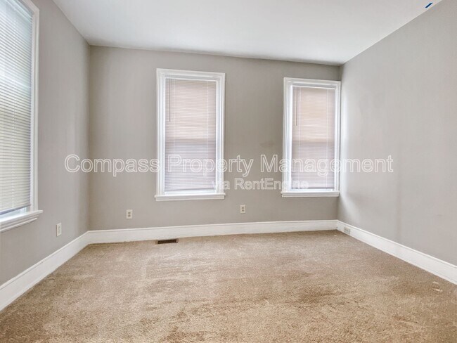 Foto del edificio - 209 Seward Ave NW