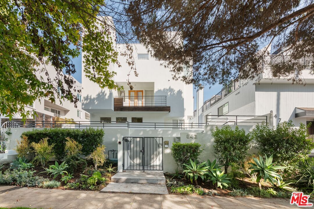 Foto principal - 843 17th St