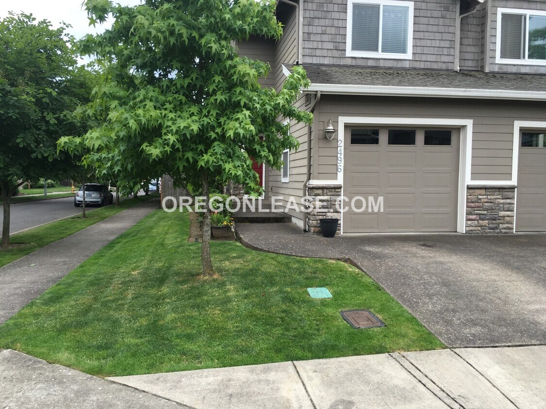 3 bed 2.5 bath townhome in North Eugene - 3 bed 2.5 bath townhome in North Eugene