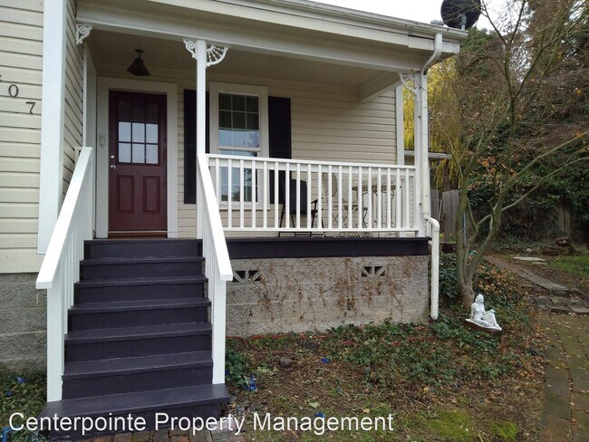 Foto del edificio - 3 br, 1 bath House - 1407 SE Douglas Ave.