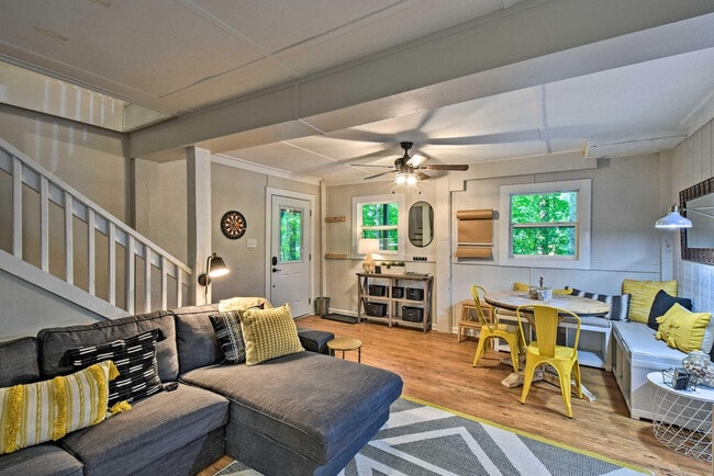 Foto del edificio - 334 Dogwood Ln