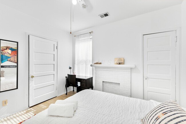 Foto del edificio - 854 N High St