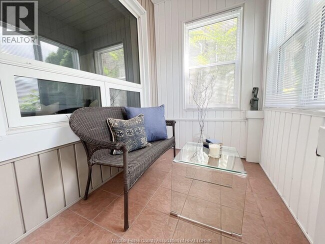 Photo du bâtiment - 1620 Drouillard Rd