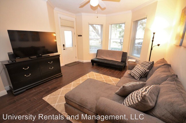 Foto del edificio - 2 br, 2 bath House - 423 NE 2nd ave