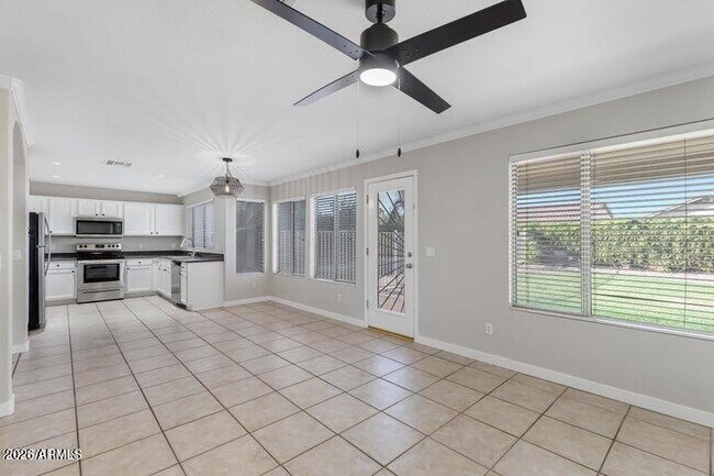 Building Photo - 1272 W Swan Ct