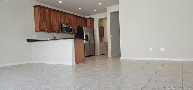 Building Photo - 1173 Islamorada Dr