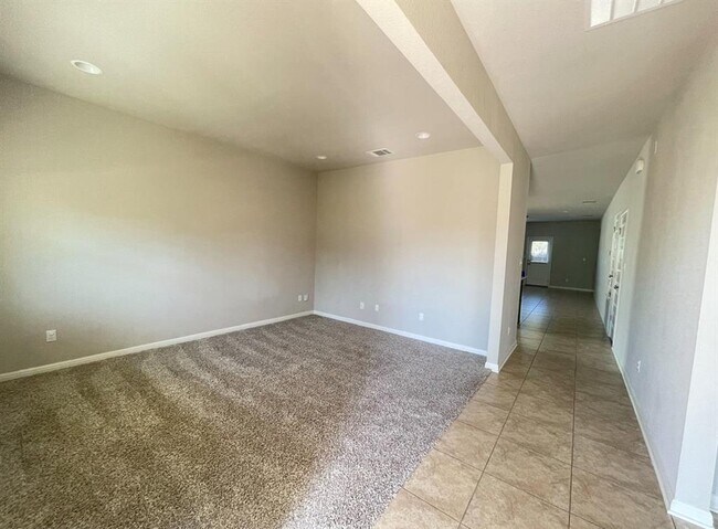 Foto del edificio - 2340 Pecan Island Dr