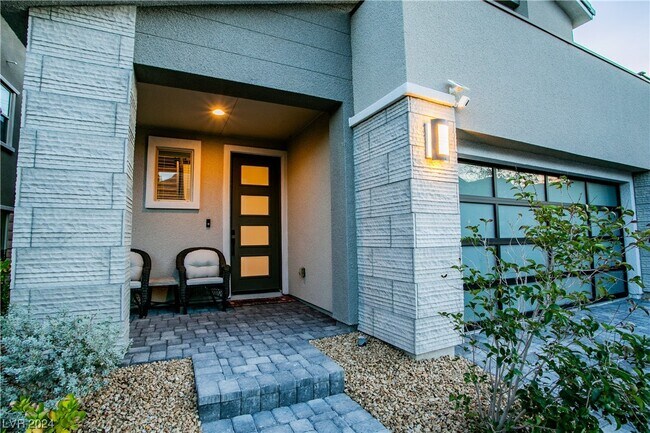Building Photo - 2652 Evolutionary Ln