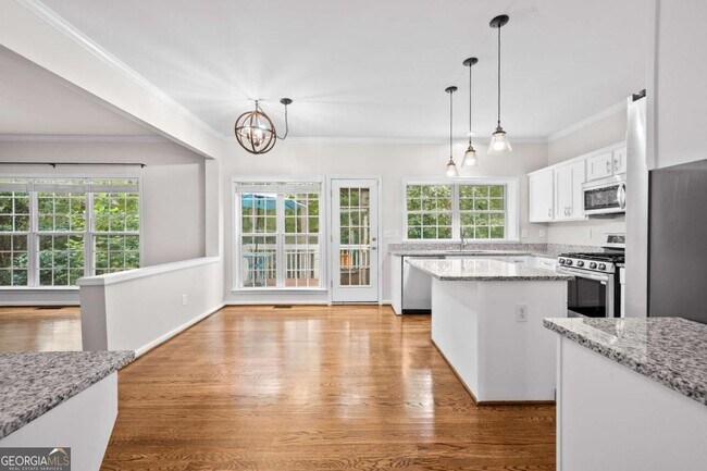 Building Photo - 2371 Traywick Chase