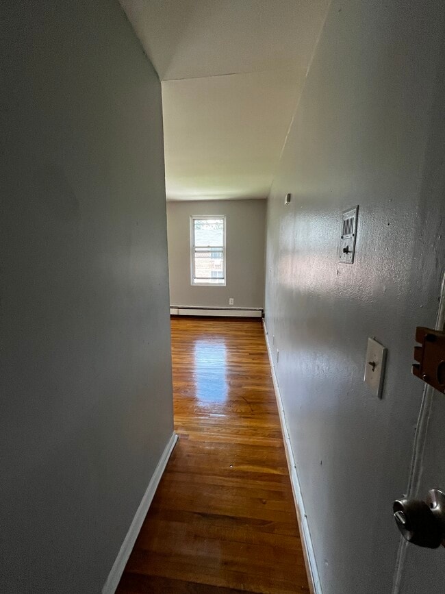 Building Photo - Verrazano Garden Apartments