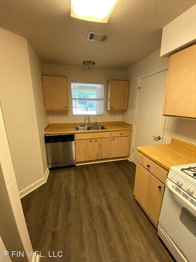 Foto del edificio - 2 br, 1 bath House - 31 Laiken Ct