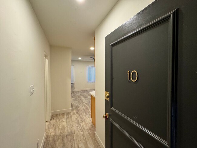 Foto del edificio - 3608 Keystone Av