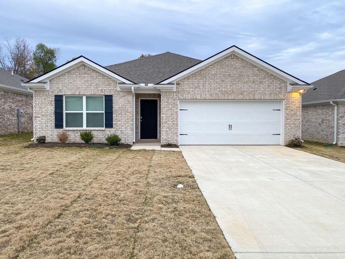 Primary Photo - 4 bed 2 bath built in 2023 in Byhalia Miss...