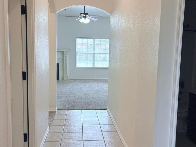 Building Photo - 1429 Deer Chase Dr
