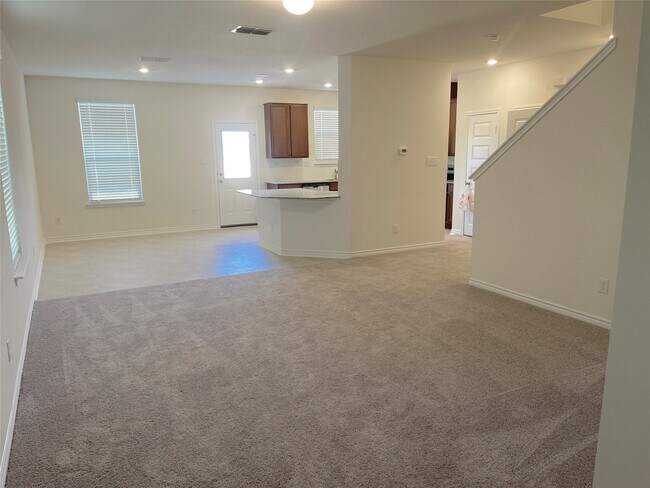 Foto del edificio - 7543 Fishbowl Ln
