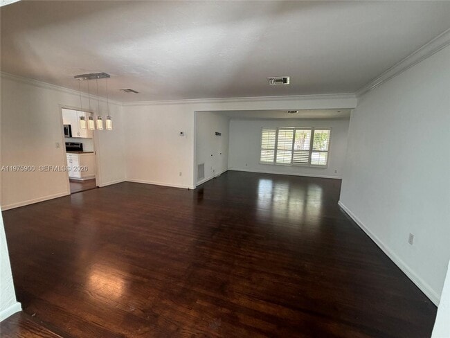 Building Photo - 1420 Baracoa Ave