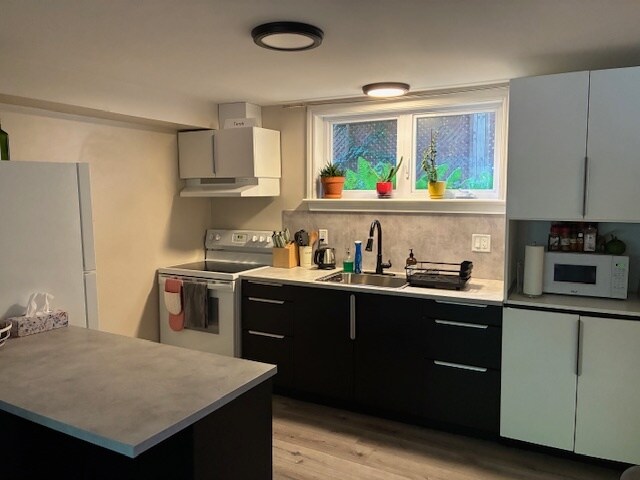 Photo du bâtiment - 1756 Cuba Av