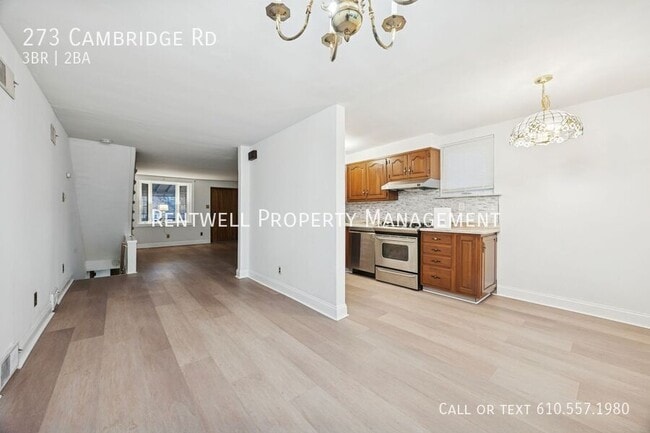 Photo - 273 Cambridge Rd House