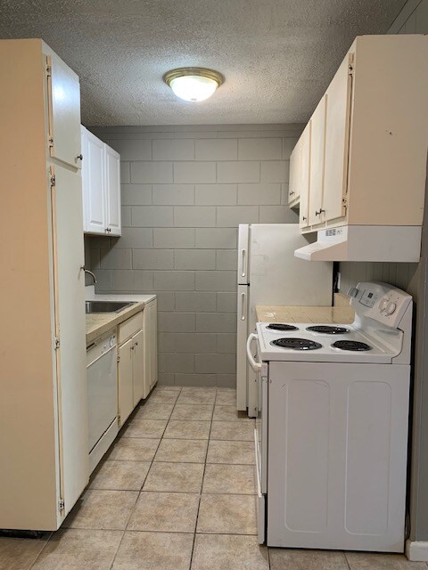 Foto del edificio - 1852 Golf View Ave