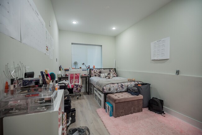 Foto del edificio - 4219 Filbert St