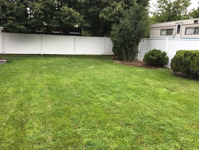 Photo - 9857 S 1000 W House