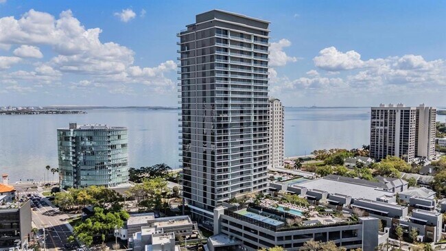 Foto del edificio - 3015 S Ysabella Ave