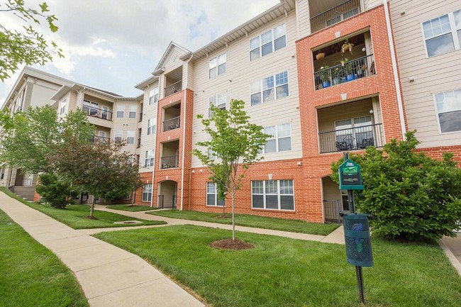 Building Photo - Kirkwood Station Plaza Apartments