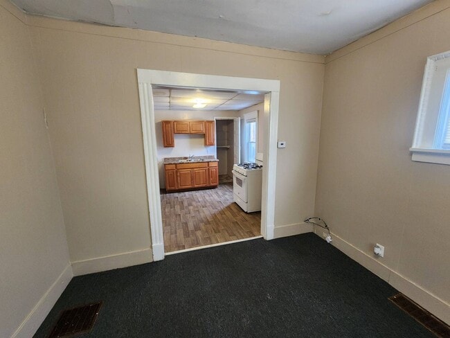 Building Photo - 1350 W 80th St