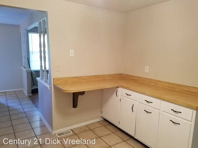 Building Photo - 3 br, 1.5 bath House - 6702 Cub Court
