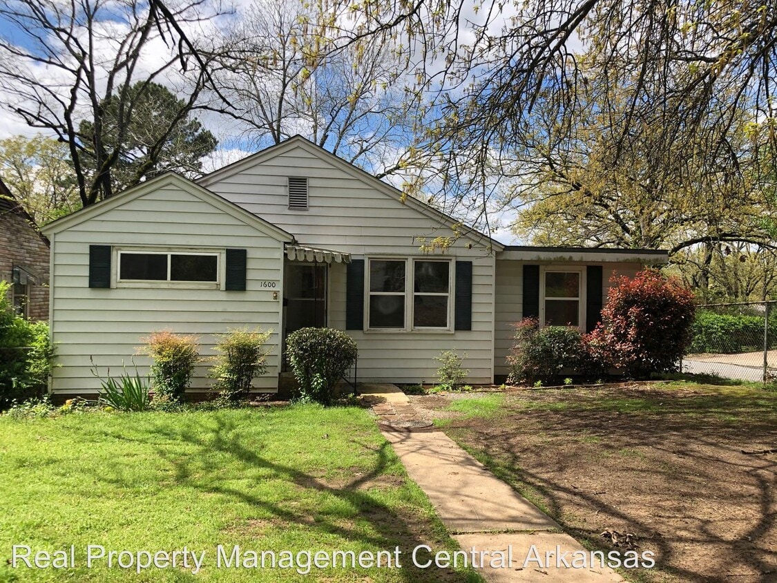 Primary Photo - 3 br, 1 bath House - 1600 S Pierce St