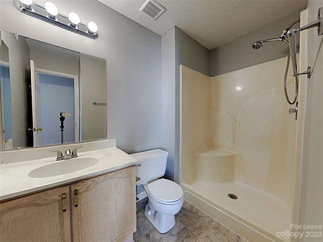 Foto del edificio - 3411 Mayhurst Dr