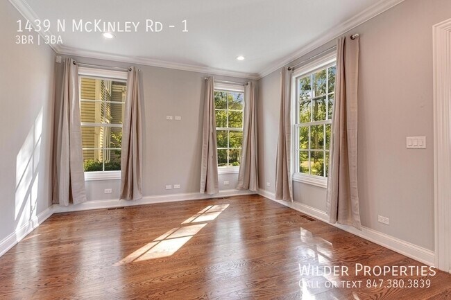 Building Photo - 1439 N McKinley Rd