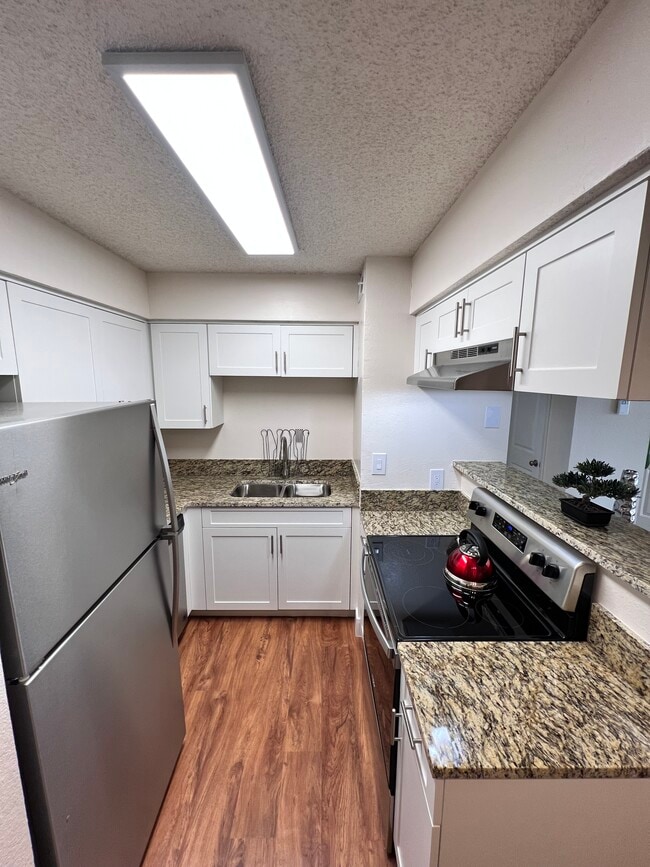 Reflections of Boca Del Mar Apartments in Boca Raton, FL