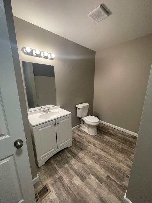 Photo - 1754 Ocoee St Apartment