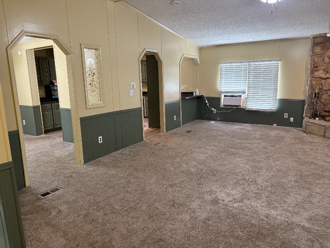 Building Photo - 6811 Mims Ct