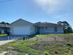 Building Photo - 539 Alexia Ave S