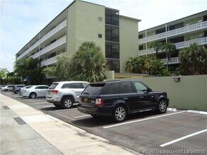 Building Photo - 1425 Arthur St