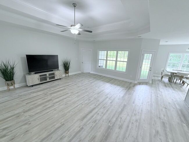 Foto del edificio - 410 Amethyst Ct